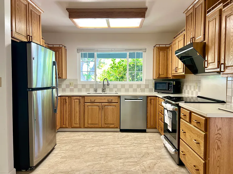 3708 Mauney Ct — Photo 9