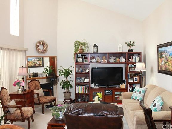 4th image of 43334 32nd St W Unit 32