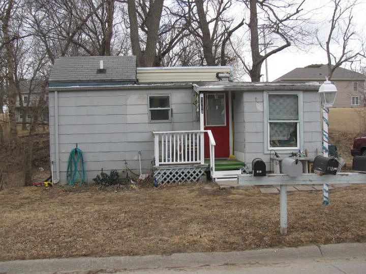 1st image of 1119 N 7th St