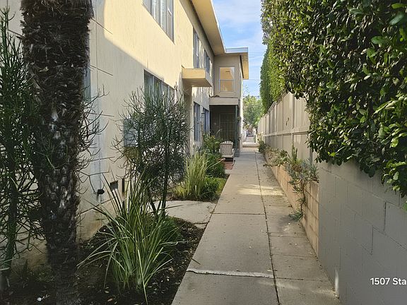3rd image of 1507 Stanford St APT 6