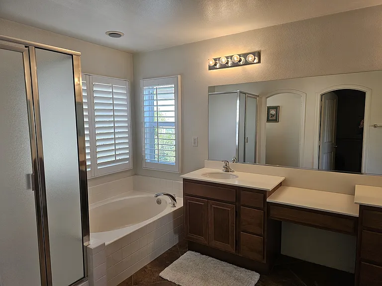 25055 Acorn Ct — Photo 10