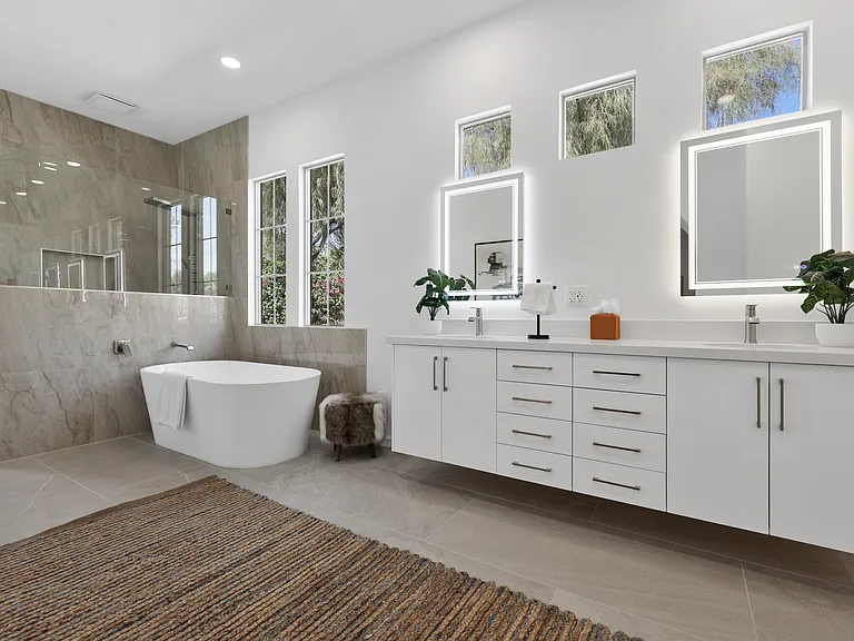 81961 Contento — Photo 15