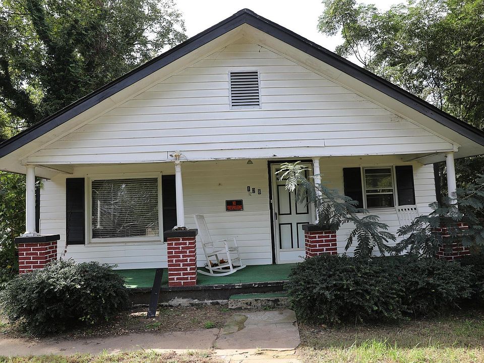 1st image of 128 Bird St