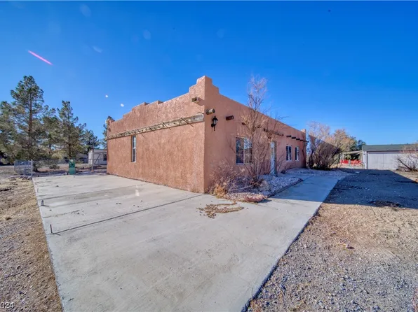 3131 E Kellogg Rd, Pahrump, NV 89061