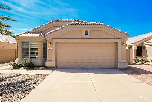 1617 W Kesler Ln Photo 1