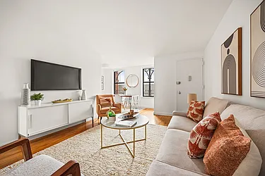 140 Warren Street, #C6