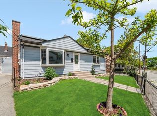 147 Lyman St, Pawtucket, RI 02860