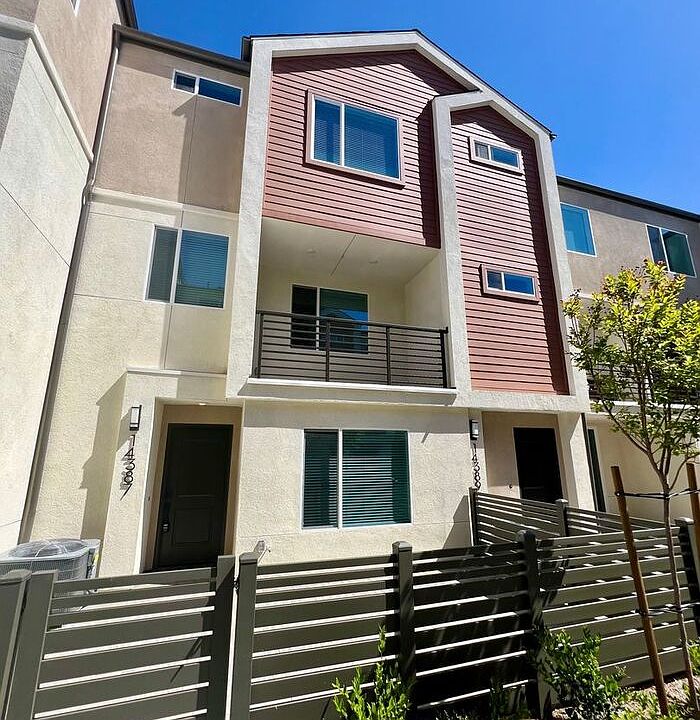 1st image of 14387 Savannah Ct