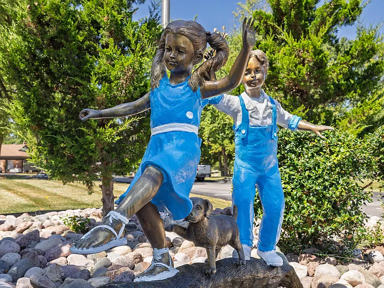 Entrance Statue