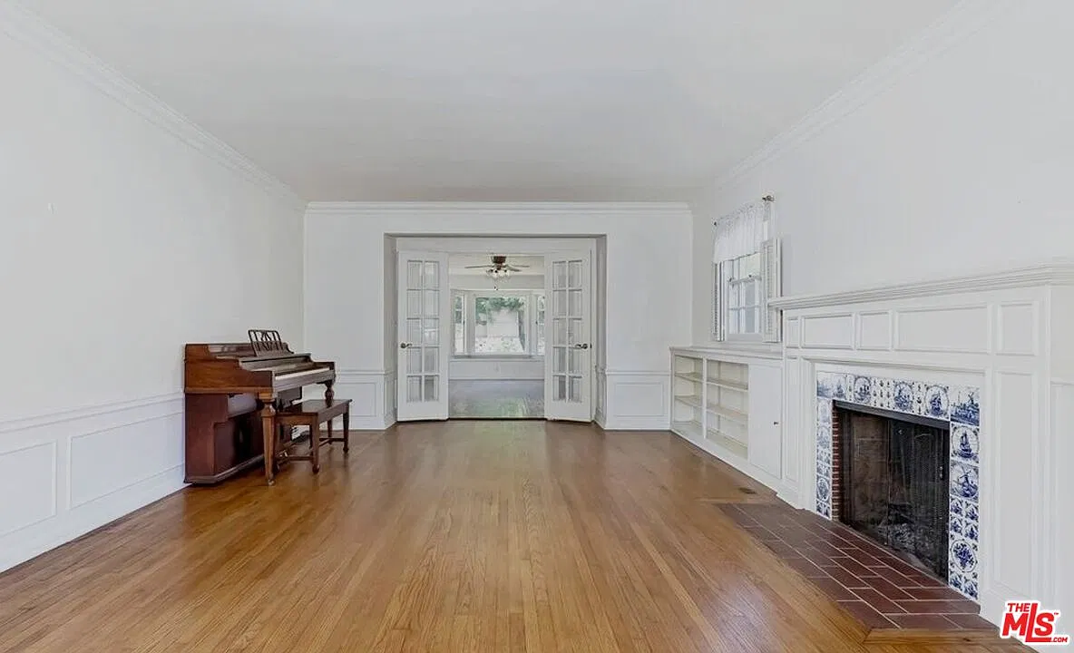 5 bed, 4.0 bath, 2780 sqft, $10,000 — Photo 3