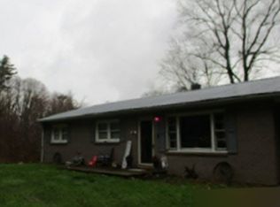2108 Saint Clairs Creek Rd #R, Chilhowie, VA 24319