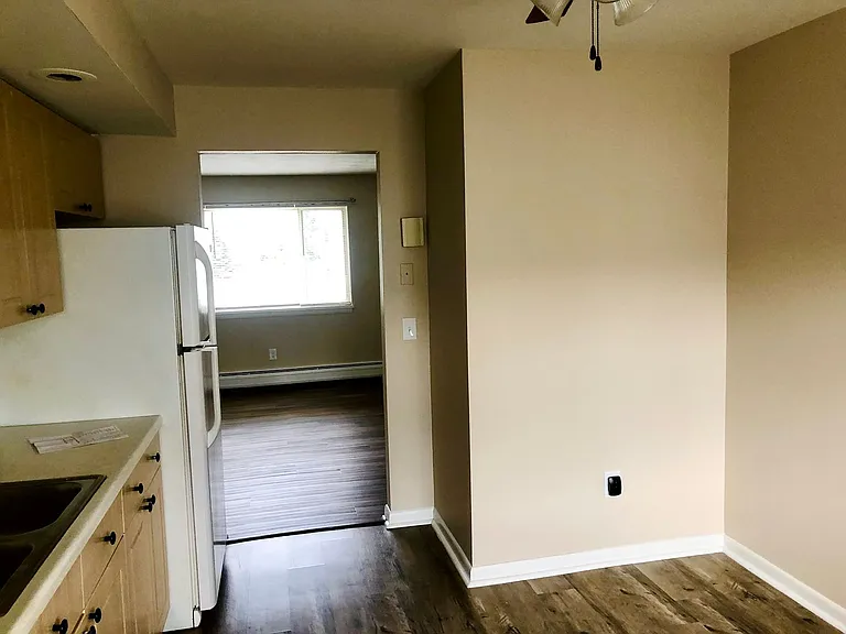 3546 Lyell Rd — Photo 9