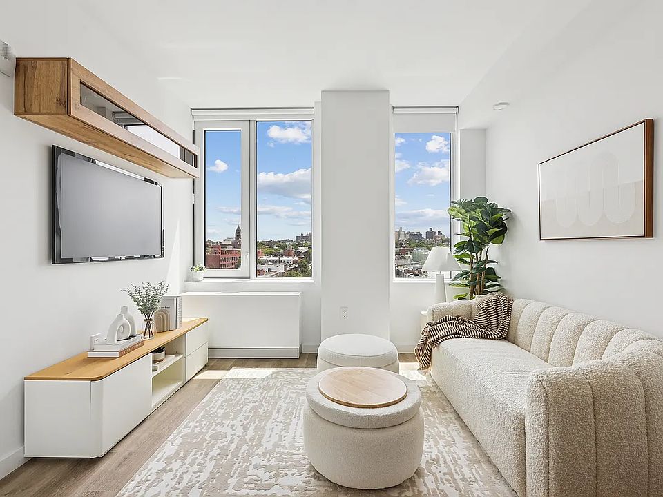 1st image of 336 Douglass St #13