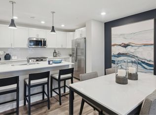 3037 Basswood St, Little Canada, MN 55117