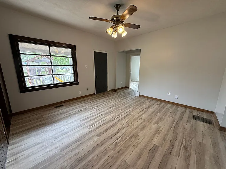 2202 D Ave — Photo 6