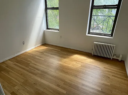 Rented by J PRESTON AND ASSOCIATES INC | media 13