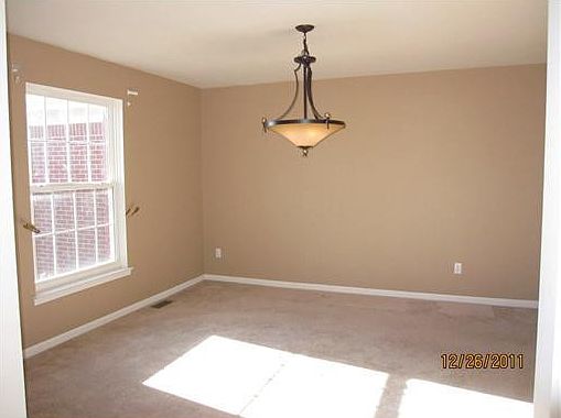 3rd image of 42974 Pond Bluff Dr