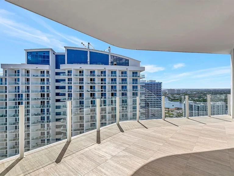 525 N Fort Lauderdale Beach Blvd #1903 — Photo 52