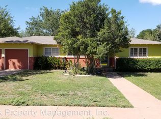 3706 37th St, Lubbock, TX 79413