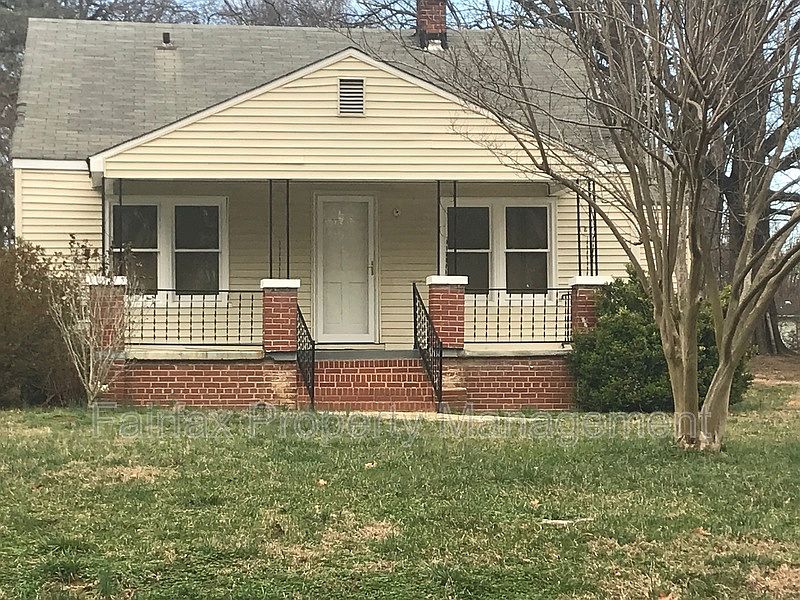 1st image of 217 Torain St