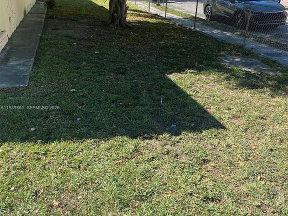 2nd image of 1268 SW 4th St