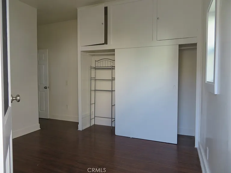 3923 S Normandie Ave — Photo 17