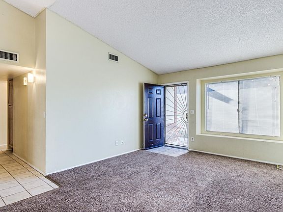 2nd image of 8520 W Palm Ln Unit 1128