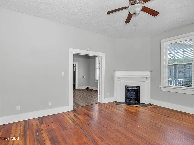 240 Ellis St #B — Photo 4