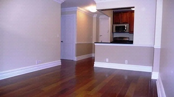 Rented by Plaza Real Estate Group | media 25