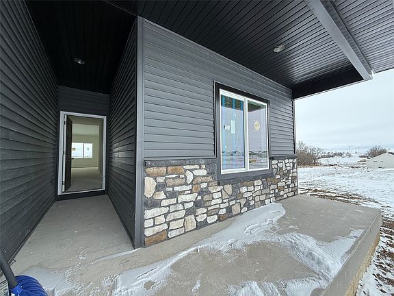2nd image of 311 Varley Ln