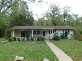 404 Blooming Laurel Dr, Hendersonville, NC 28792