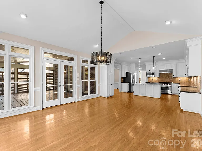 2134 Glade Hill Rd — Photo 20