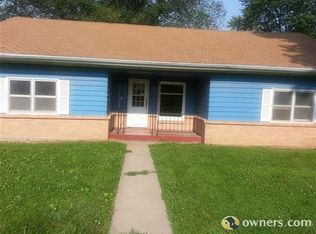 429 N 6th St, Tecumseh, NE 68450