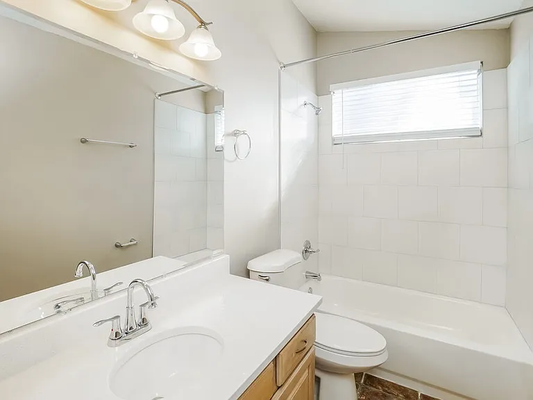 10415 Copperwood Dr — Photo 18