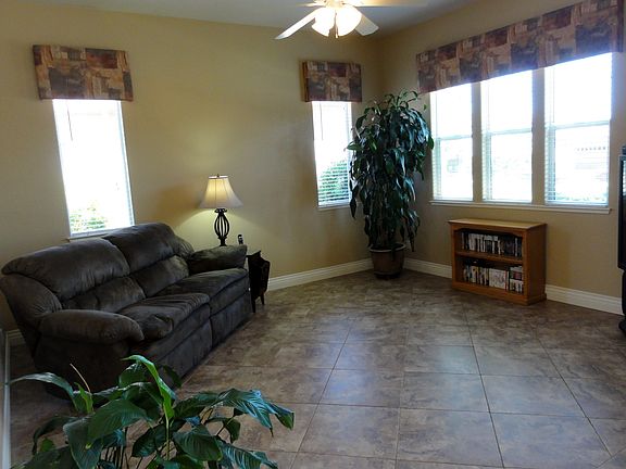 4th image of 206 Mifflen Ct