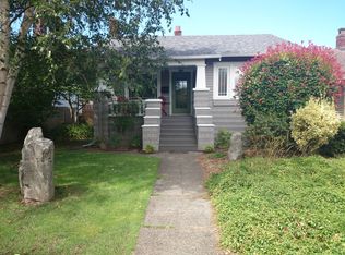 3621 44th Ave SW, Seattle, WA 98116