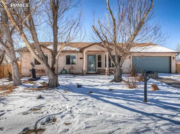 1406 Leigh Ln, Fountain, CO 80817