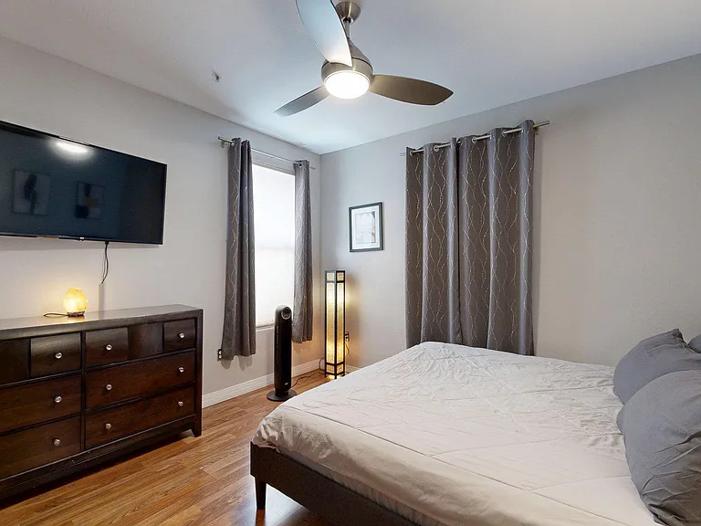 615 E Portland St #118 — Photo 11