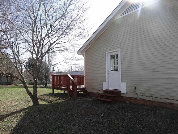 4th image of 1594 Baynesview Dr