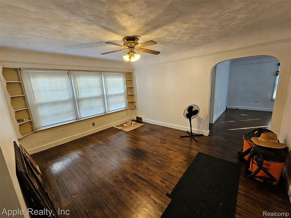 156 Erie Rd, photo 16