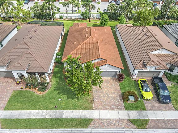 2nd image of 8202 Hanoverian Drive