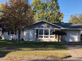 1600 Bell Ave, Mattoon, IL 61938