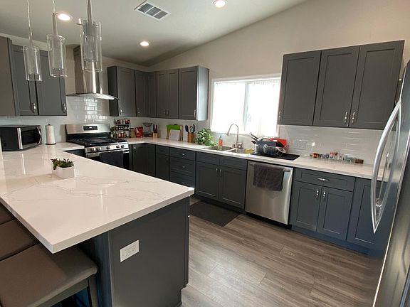 2nd image of 110 N 33rd St #2
