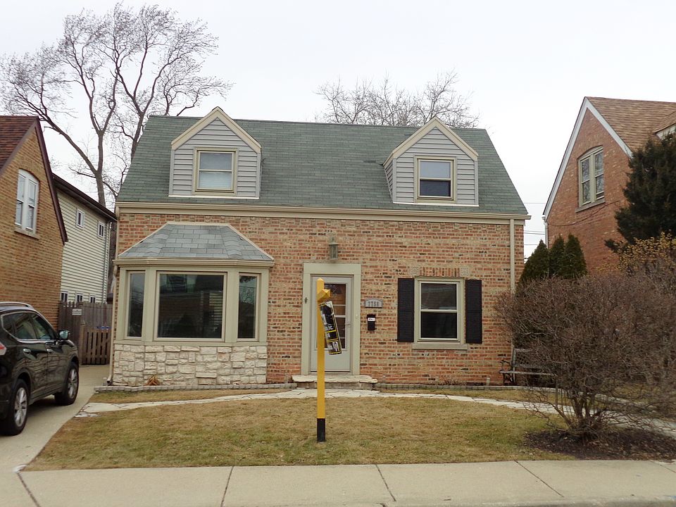2nd image of 7758 W Victoria St