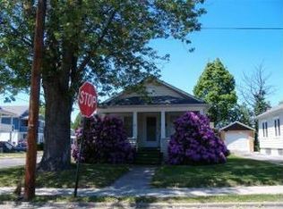 35 Clarendon St, Johnson City, NY 13790