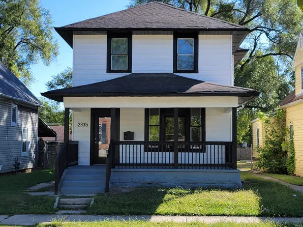 2335 Smith St, Fort Wayne, IN 46803