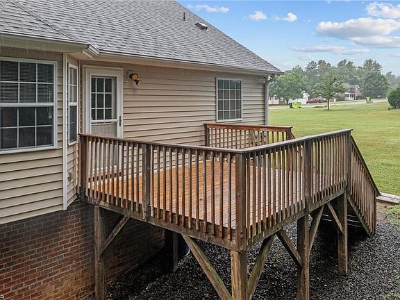 5th image of 7888 Springdale Meadow Dr