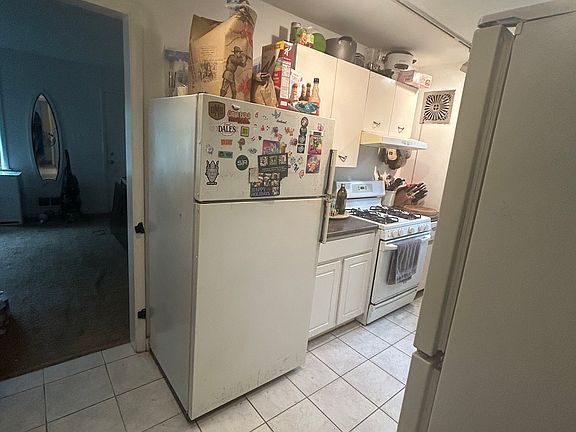5th image of 716 N Jackson St #1