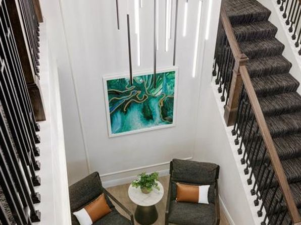 200 Nathan Ln N APT 132