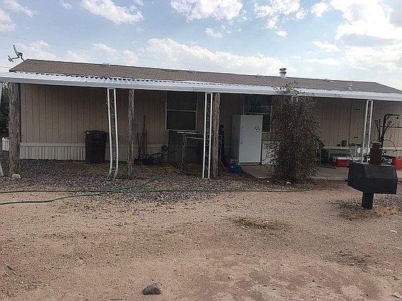 2nd image of 16566 W Barteau Ln